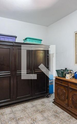 Casa à venda com 222m², 3 quartos e 4 vagasÁrea de Serviço - Quarto