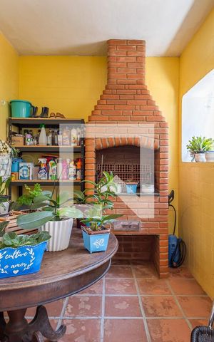 Casa à venda com 222m², 3 quartos e 4 vagasÁrea de Serviço