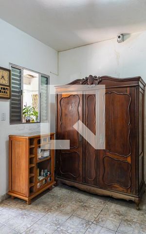 Casa à venda com 222m², 3 quartos e 4 vagasÁrea de Serviço - Quarto