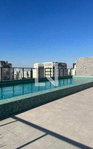 Apartamento à venda com 31m², 1 quarto e sem vagaÁrea comum - Piscina