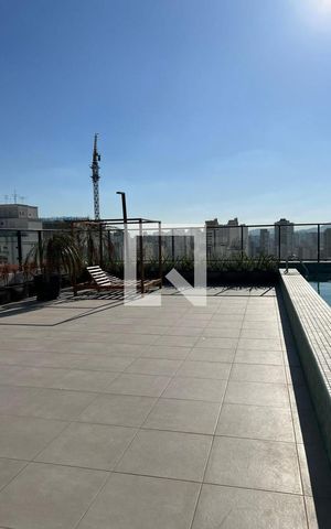 Apartamento à venda com 31m², 1 quarto e sem vagaÁrea comum - Piscina