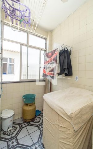 Apartamento à venda com 81m², 3 quartos e 1 vaga Apartamento à venda com 81m², 3 quartos e 1 vagaÁrea de Serviço