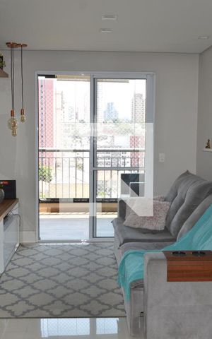 Apartamento para alugar com 69m², 2 quartos e 1 vagaSala