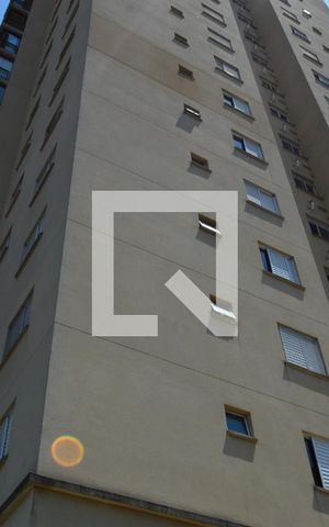 Apartamento para alugar com 69m², 2 quartos e 1 vagaFachada