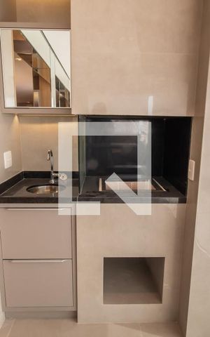 Apartamento à venda com 111m², 2 quartos e 2 vagas Apartamento à venda com 111m², 2 quartos e 2 vagasChurrasqueira