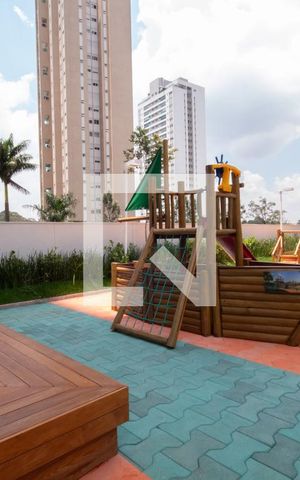 Apartamento à venda com 111m², 2 quartos e 2 vagas Apartamento à venda com 111m², 2 quartos e 2 vagasÁrea comum - Playground