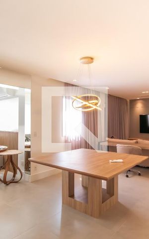 Apartamento à venda com 111m², 2 quartos e 2 vagas Apartamento à venda com 111m², 2 quartos e 2 vagasSala