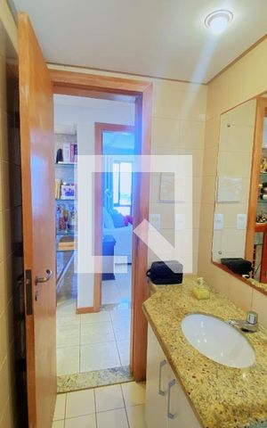 Apartamento para alugar com 106m², 3 quartos e 2 vagasBanheiro Social
