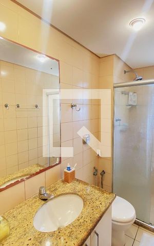 Apartamento para alugar com 106m², 3 quartos e 2 vagasBanheiro Social