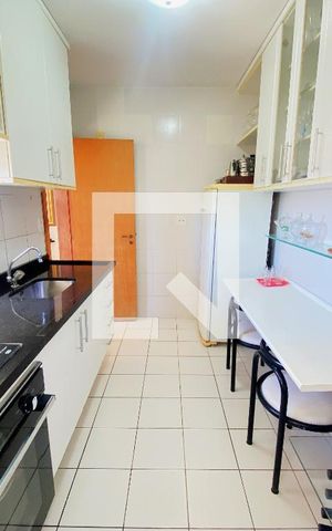Apartamento para alugar com 106m², 3 quartos e 2 vagasCozinha