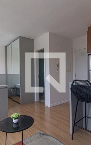Studio para alugar com 27m², 1 quarto e sem vaga Studio para alugar com 27m², 1 quarto e sem vagaSala