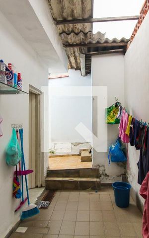 Casa à venda com 500m², 5 quartos e 7 vagas Casa à venda com 500m², 5 quartos e 7 vagasÁrea de Serviço 1