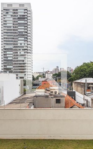Apartamento à venda com 90m², 2 quartos e 2 vagasVista da varanda da suíte