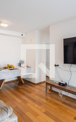 Apartamento à venda com 90m², 2 quartos e 2 vagasSala