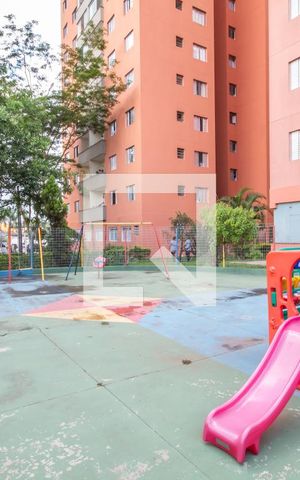 Apartamento à venda com 72m², 3 quartos e 2 vagas Apartamento à venda com 72m², 3 quartos e 2 vagasÁrea comum - Playground