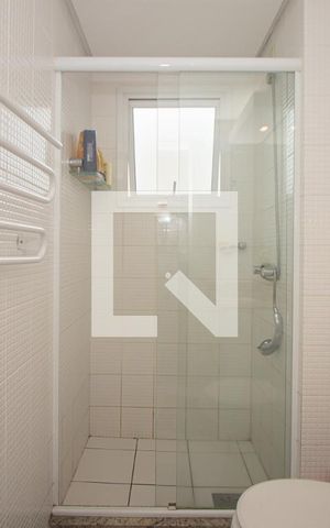 Apartamento à venda com 108m², 3 quartos e 2 vagas Apartamento à venda com 108m², 3 quartos e 2 vagasBanheiro Social