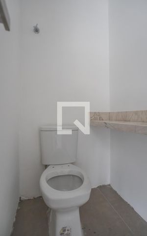 Apartamento à venda com 238m², 3 quartos e 4 vagas Apartamento à venda com 238m², 3 quartos e 4 vagasLavabo