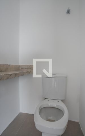 Apartamento à venda com 112m², 3 quartos e 2 vagas Apartamento à venda com 112m², 3 quartos e 2 vagasLavabo