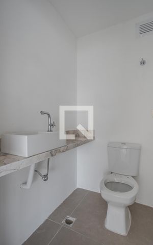 Apartamento à venda com 112m², 3 quartos e 2 vagas Apartamento à venda com 112m², 3 quartos e 2 vagasLavabo