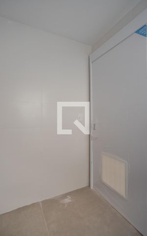 Apartamento à venda com 112m², 3 quartos e 2 vagas Apartamento à venda com 112m², 3 quartos e 2 vagasÁrea de Serviço