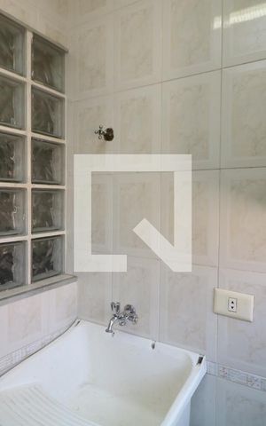 Apartamento para alugar com 55m², 2 quartos e 1 vagaÁrea de Serviço