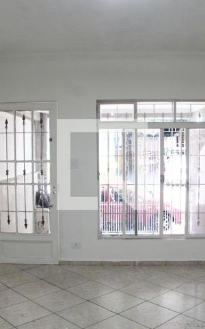 Casa à venda com 145m², 2 quartos e 1 vagaSala 