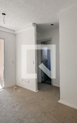 Apartamento à venda com 39m², 2 quartos e sem vaga Apartamento à venda com 39m², 2 quartos e sem vagaSala