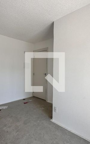 Apartamento à venda com 39m², 2 quartos e sem vaga Apartamento à venda com 39m², 2 quartos e sem vagaSala