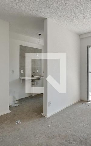 Apartamento à venda com 39m², 2 quartos e sem vaga Apartamento à venda com 39m², 2 quartos e sem vagaSala
