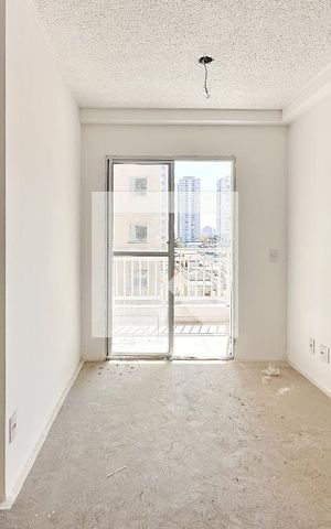 Apartamento à venda com 39m², 2 quartos e sem vaga Apartamento à venda com 39m², 2 quartos e sem vagaSala