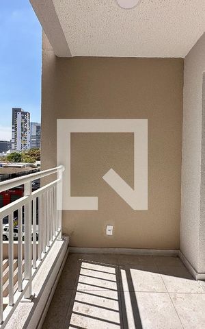 Apartamento à venda com 39m², 2 quartos e sem vaga Apartamento à venda com 39m², 2 quartos e sem vagaVaranda e Área de Serviço