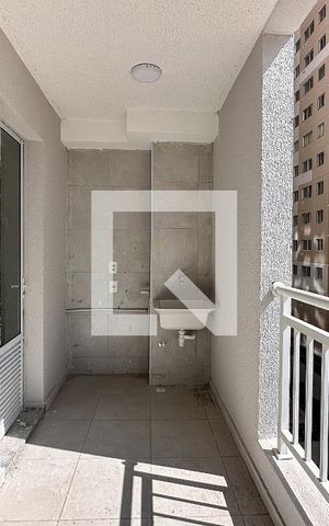 Apartamento à venda com 39m², 2 quartos e sem vaga Apartamento à venda com 39m², 2 quartos e sem vagaVaranda e Área de Serviço