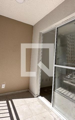 Apartamento à venda com 39m², 2 quartos e sem vaga Apartamento à venda com 39m², 2 quartos e sem vagaVaranda e Área de Serviço