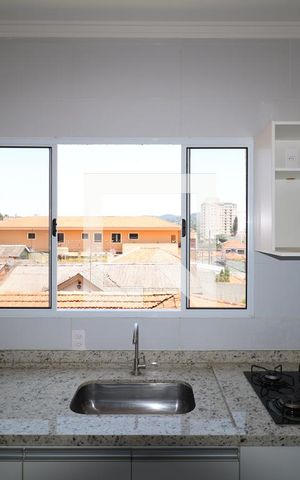 Apartamento à venda com 43m², 1 quarto e sem vagaCozinha e Área de Serviço