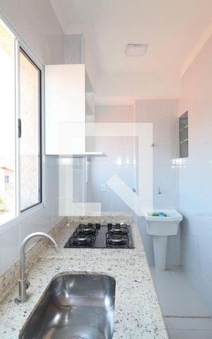 Apartamento à venda com 43m², 1 quarto e sem vagaCozinha e Área de Serviço