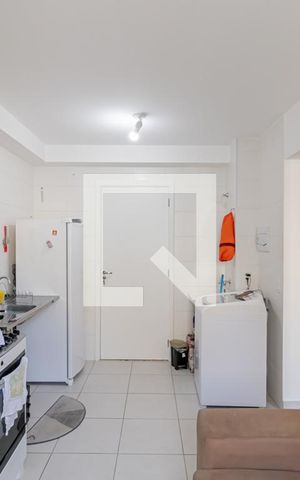 Apartamento à venda com 32m², 2 quartos e sem vaga Apartamento à venda com 32m², 2 quartos e sem vagaSala