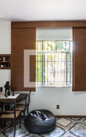 Apartamento à venda com 97m², 3 quartos e sem vagaSala
