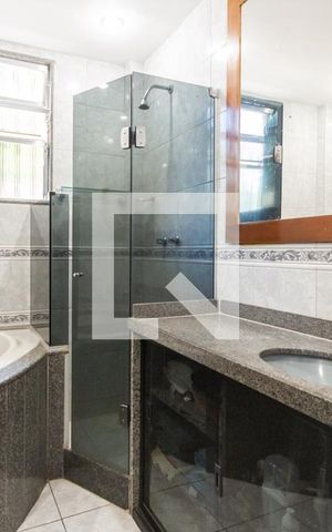 Apartamento à venda com 97m², 3 quartos e sem vagaBanheiro