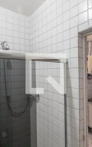 Apartamento à venda com 40m², 1 quarto e sem vagaBanheiro
