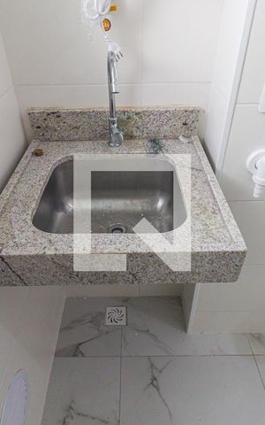 Apartamento à venda com 70m², 2 quartos e 2 vagasCozinha e Área de Serviço