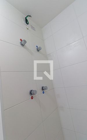Apartamento à venda com 70m², 2 quartos e 2 vagasBanheiro Social