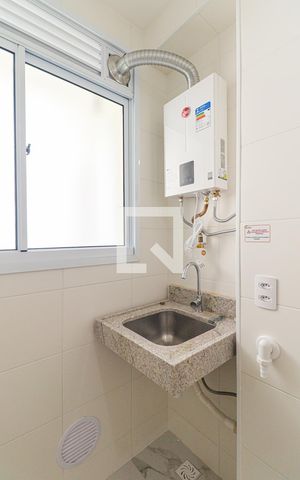 Apartamento à venda com 70m², 2 quartos e 2 vagasCozinha e Área de Serviço