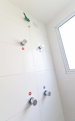 Apartamento à venda com 70m², 2 quartos e 2 vagasBanheiro da Suíte