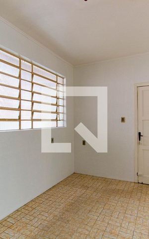 Casa à venda com 150m², 3 quartos e 1 vaga Casa à venda com 150m², 3 quartos e 1 vagaCozinha