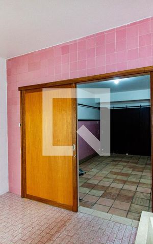 Casa à venda com 150m², 3 quartos e 1 vaga Casa à venda com 150m², 3 quartos e 1 vagaCozinha