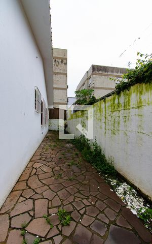 Casa à venda com 150m², 3 quartos e 1 vaga Casa à venda com 150m², 3 quartos e 1 vagaÁrea comum