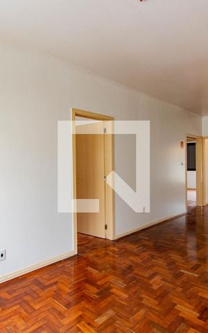 Casa à venda com 150m², 3 quartos e 1 vaga Casa à venda com 150m², 3 quartos e 1 vagaSala