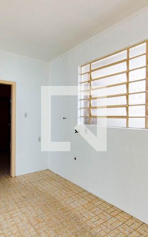Casa à venda com 150m², 3 quartos e 1 vaga Casa à venda com 150m², 3 quartos e 1 vagaCozinha