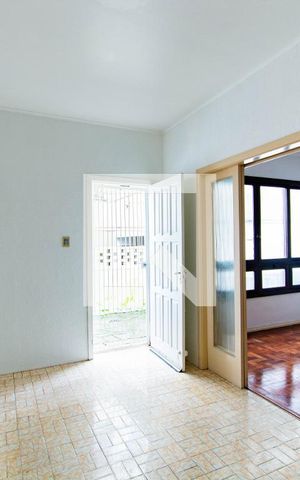 Casa à venda com 150m², 3 quartos e 1 vaga Casa à venda com 150m², 3 quartos e 1 vagaCozinha