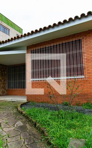Casa à venda com 150m², 3 quartos e 1 vaga Casa à venda com 150m², 3 quartos e 1 vagaÁrea comum